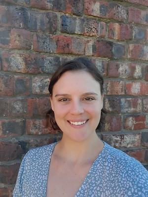 Engleză cu profesoară nativă | Business, IELTS și Cambridge | Lecție gratuită