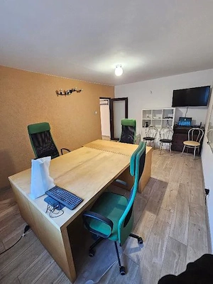 Vand apartament   2 camere   etaj 1   zona Coresi   Brasov - imagine 2