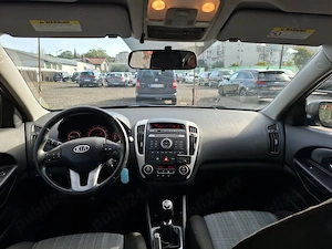 Kia Ceed Sw 1,4 benzină facelift  - imagine 3