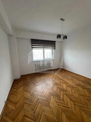 Apartament 4 camere, decomandat, etaj intermediar, zona Dorobantilor - imagine 4