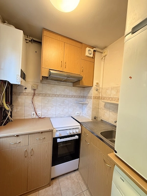 APARTAMENT 3 CAMERE, etajul 2  - Zona Sagului   Muzicescu - imagine 15