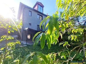 Vila cu etaj, curte proprie si livada, parcare interioara, Brasov Central - imagine 10