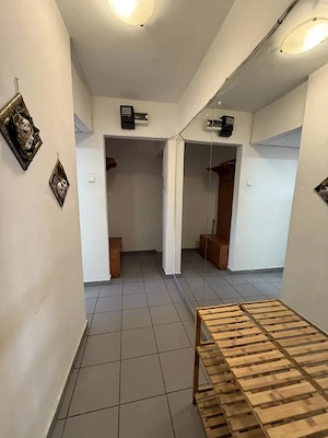 Apartament cu o camera, etaj 3, bloc izolat - Olimpia Stadion - imagine 4