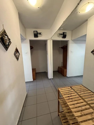 Apartament cu o camera, etaj 3, bloc izolat - Olimpia Stadion - imagine 5