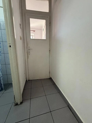 Apartament cu o camera, etaj 3, bloc izolat - Olimpia Stadion - imagine 6