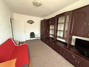 Apartament cu o camera, etaj 3, bloc izolat - Olimpia Stadion - imagine 2