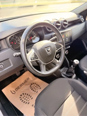 Dacia Duster 1.5 Blue Dci 4X4 2022 - imagine 15