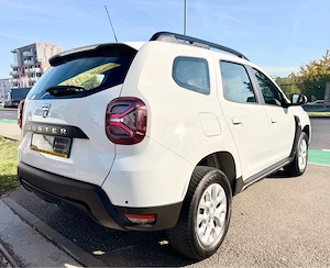 Dacia Duster 1.5 Blue Dci 4X4 2022 - imagine 7