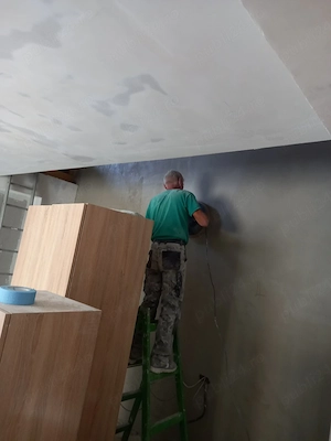 Șeminee și coșuri de fum.