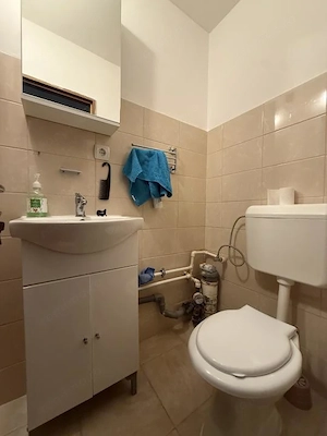 Apartament cu 3 camere, decomandat, 65 mp utili - Girocului - imagine 9