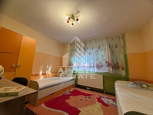 Apartament cu 3 camere, et 2, cent. proprie, zona Lunei,in Timisoarara - imagine 4