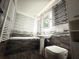 Apartament cu 3 camere, et 2, cent. proprie, zona Lunei,in Timisoarara - imagine 5