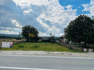 Teren intravilan - 520 mp - stradal Pitesti - Curtea de Arges