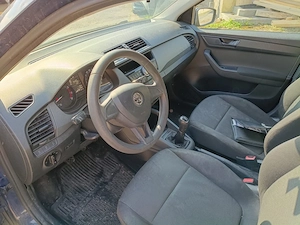 Skoda Fabia 2016 1.2benzina ,4 cilindri - imagine 9