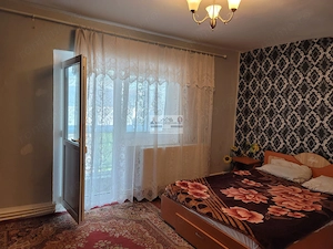 Apartament 2 camere, decomandat, etaj 2 - imagine 3