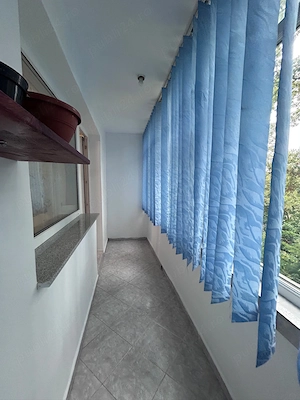 Apartament 2 camere,etaj 2,semidecomandat,centrală,AC,zona Tătărasi Flora - imagine 8
