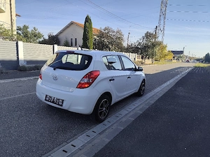 Hyundai i20 Benzina  - imagine 5