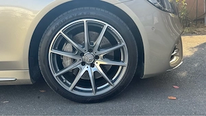 Vând Mercedes-Benz S 450 4MATIC Hybrid, un automobil de lux care îmbină confortul excepțional,  - imagine 7