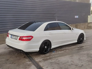 Mercedes E200 cgi AMG  - imagine 5