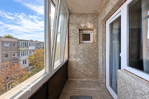 Apartament 4 camere, 86 mp,  decomandat,  Zona Vlaicu-Lebada - imagine 15