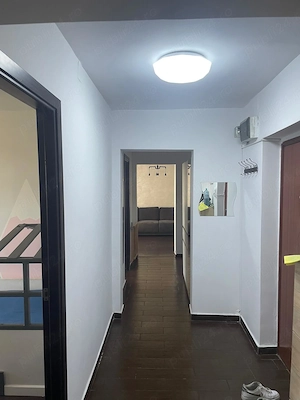 Apartament 4 camere - Brancoveanu - Parcare - Acces facil la transportul public - imagine 4