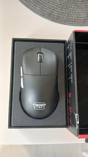 Mouse Cherry XTRFY M68 PRO 8K Wireless 26000DPI negru