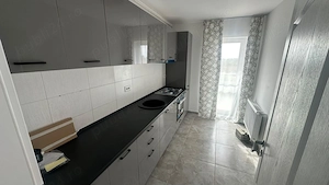 Apartament 3 camere decomandat * Strada privata * Acces facil * mutare rapida - imagine 2