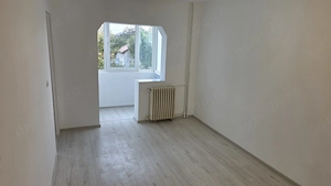 Proprietar, vand garsoniera- Bdul Dimbovita - imagine 3
