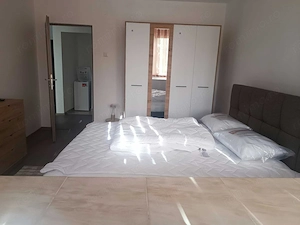 Inchiriez apartament 2 camere zona Circumvalatiunii 1 - imagine 8