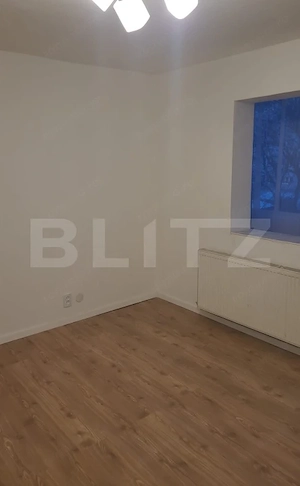 Apartament cu 3 camere și balcon închis, 56 mp, Strada Ceahlău –  - imagine 4