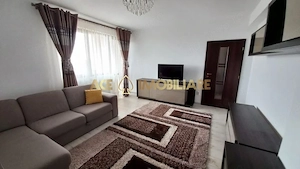 3 Camere de inchiriat | Central | Parcare | Centrala proprie
