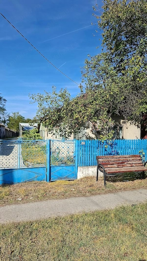 De vânzare casă situată în centrul comunei Ulmeni 