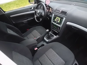 Skoda Octavia 1.4 Benzina * 2011*  EURO 5 - Face-Lift 122 Cp, Unic Propietar - imagine 6