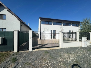 DUPLEX GENEROS - ZONA FOARTE BUNA - 5 CAMERE