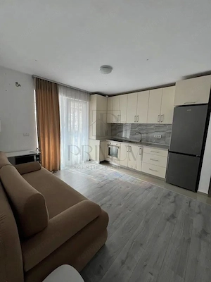 GIROC - 2 CAMERE - MOBILAT - UTILAT - PARCARE PRIVATA
