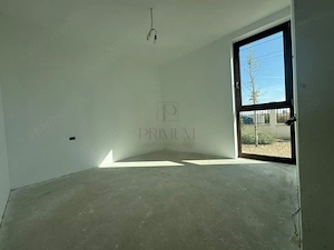 DUPLEX GENEROS - ZONA FOARTE BUNA - 5 CAMERE - imagine 17