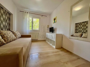 FAVORIT - 3 CAMERE - ETAJ 2 - BLOC IZOLAT - CENTRALA PROPRIE - CLIMA - imagine 8