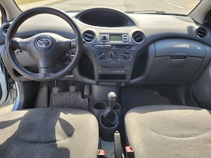 Toyota Yaris - imagine 2