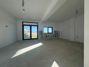 DUPLEX GENEROS - ZONA FOARTE BUNA - 5 CAMERE - imagine 19
