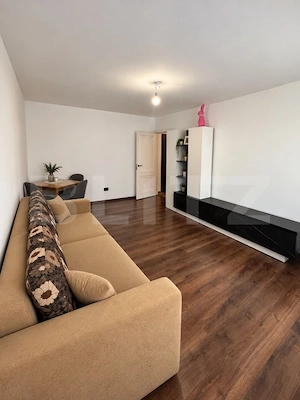 Apartament 3 camere decomandat 73 mp, zona Ultracentrală -Unirea - imagine 2
