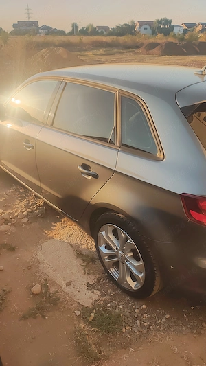 Vând Audi A3 an 2014 noembrie - imagine 2