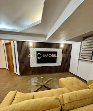 2 Camere de inchiriat | Unirii | Metrou | Mobilat |