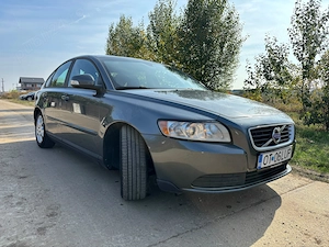 Volvo S40 1.6 Diesel DRIVe (2010) - Proprietar din 2015 - imagine 2