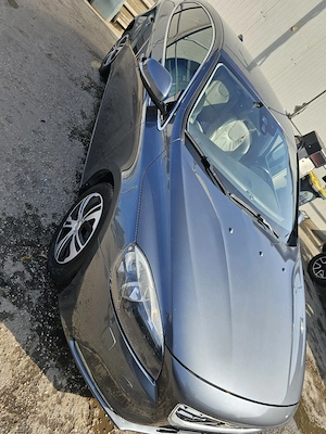 Vanzare autoturism Volvo V40 D2 - imagine 2