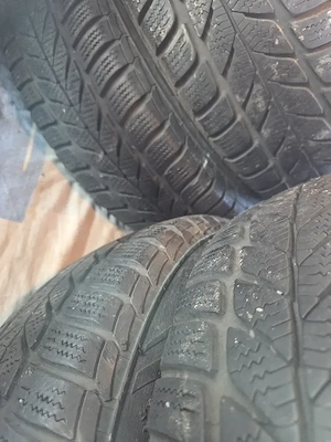 roti iarna 5x100 175.70.14 Vw Polo Skoda fabia Cauciucuri fara defecte sau crapaturi