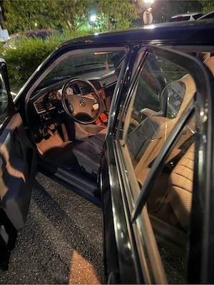 Mercedes Benz 190E 1992 - imagine 3