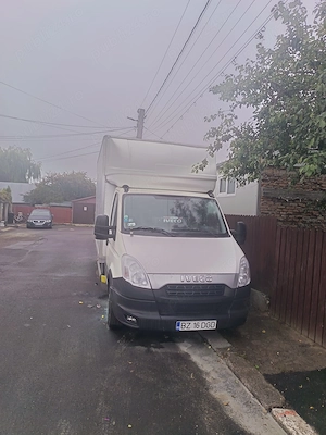 Vând iveco daily 2012 CUB CU LIFT