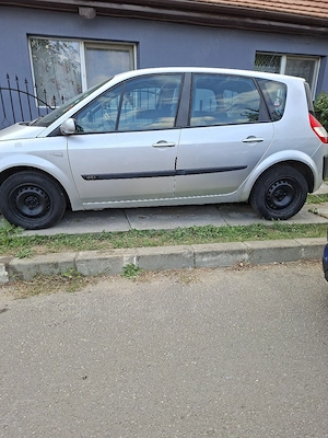 Renault Scenic  - imagine 5