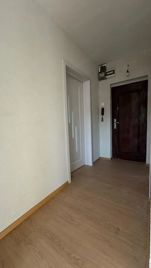 Garsonieră decomandată de vânzare – Zona 1 Mai, etaj 2 - imagine 10