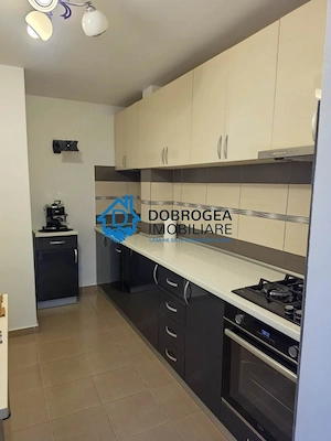 ETAJ 1 , 3 CAMERE DECOMANDAT -ZONA E3  - imagine 6